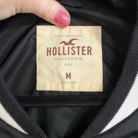 Hollister Navy Embroidered Bomber Jacket Medium - Picture 3 of 7
